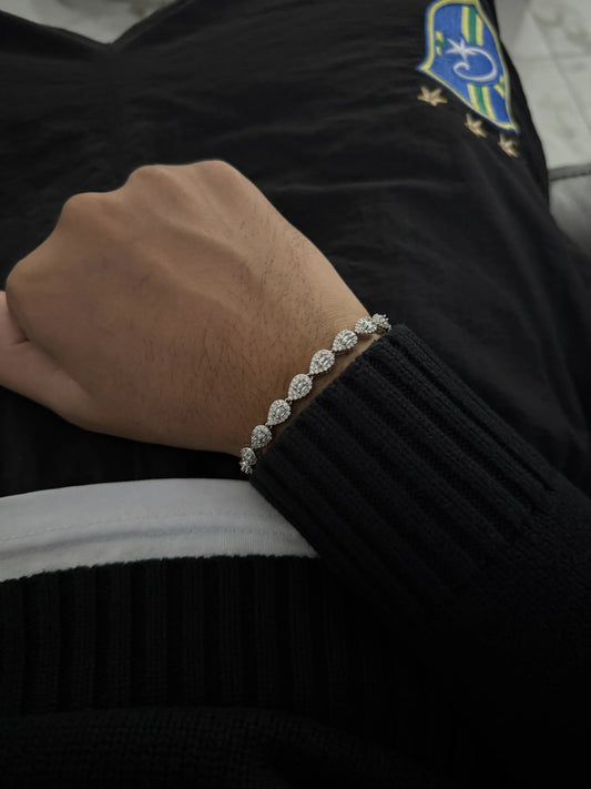 Cubic Teardrop Bracelet