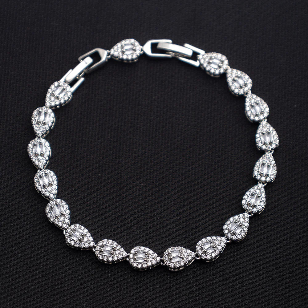 Cubic Teardrop Bracelet